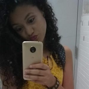 Meet your Posher, Thalia